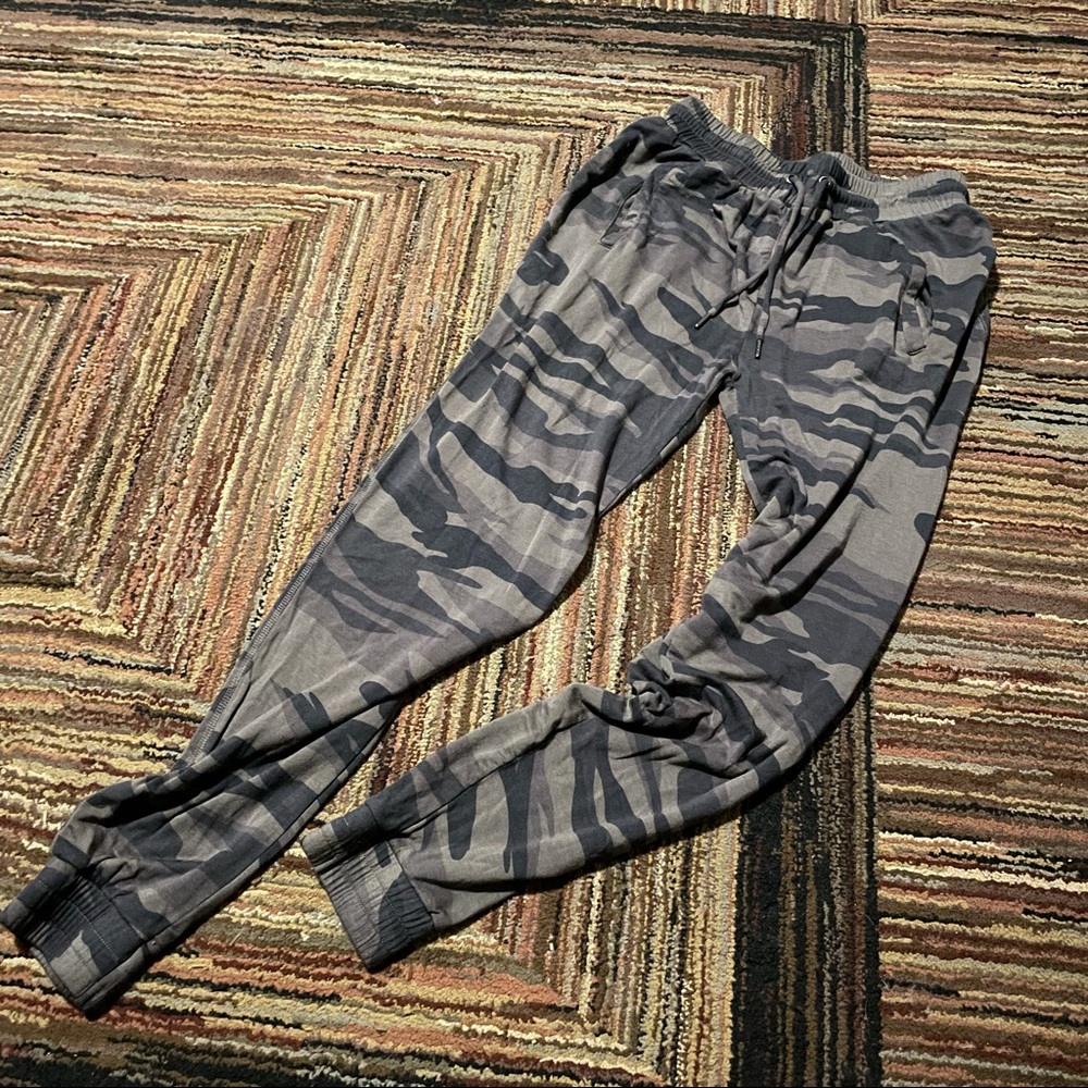 Nicole Miller Camo Joggers